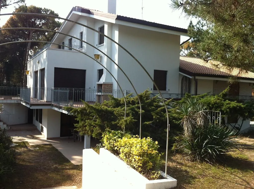 Villa Ca' Silva - Walterigato Apartments Solo Per Famiglie Lido di Jesolo Italy